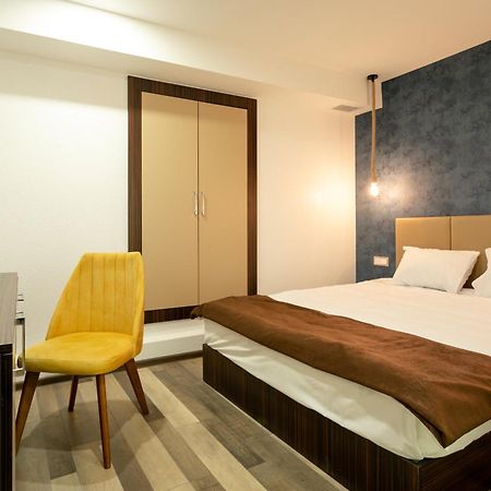 Garden Inn Nizami Hotel Baku Bagian luar foto