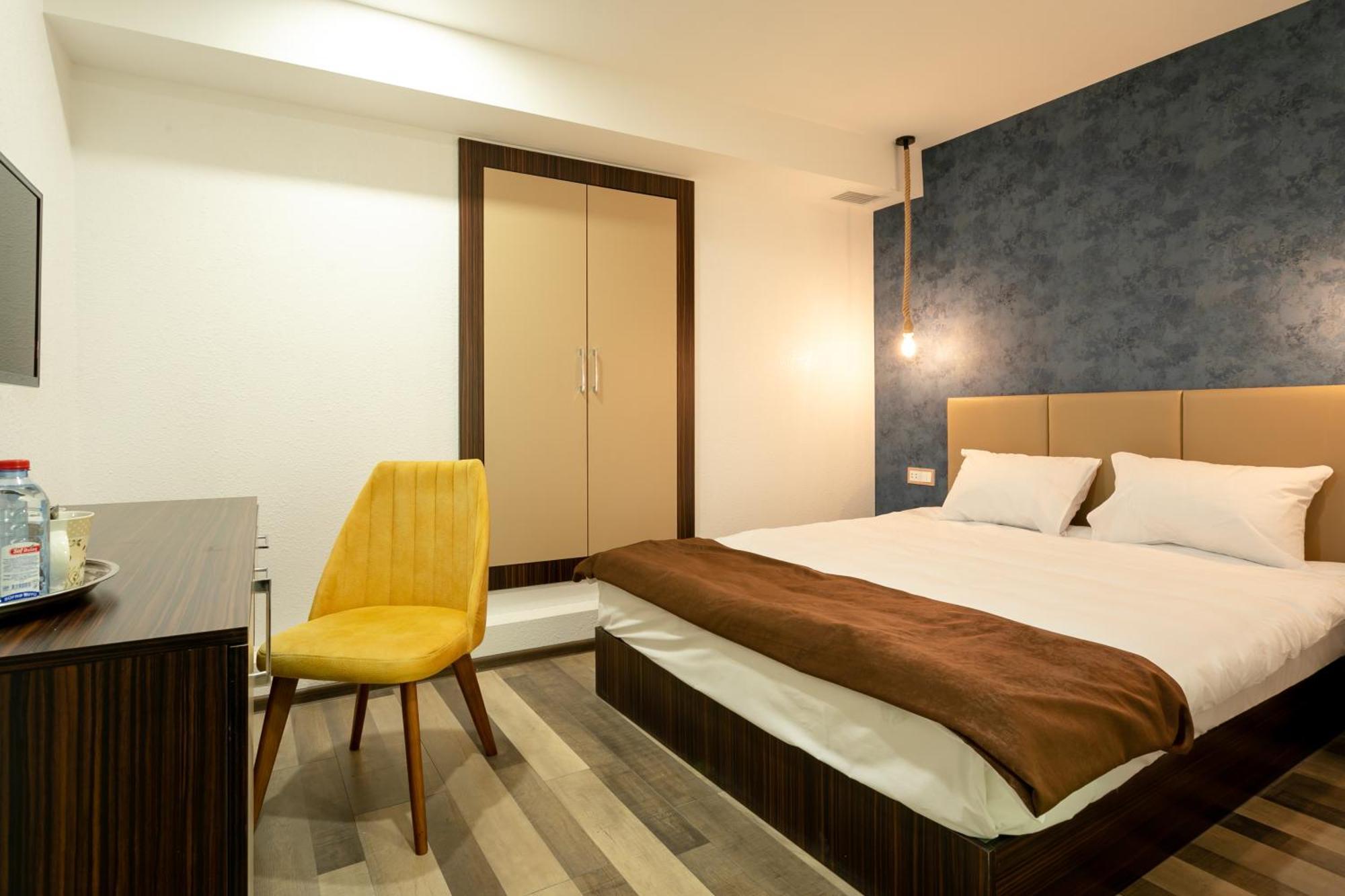 Garden Inn Nizami Hotel Baku Bagian luar foto