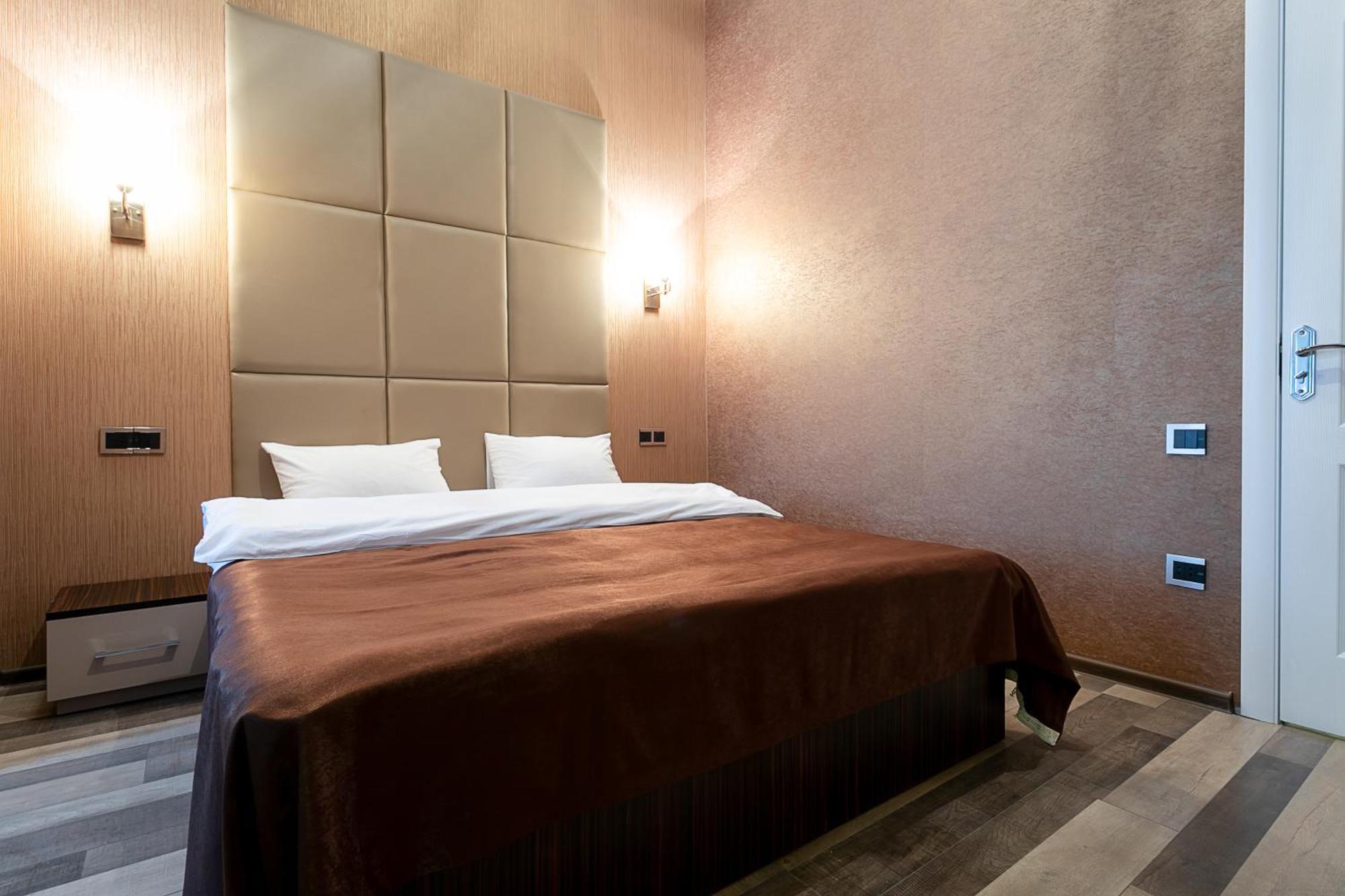 Garden Inn Nizami Hotel Baku Bagian luar foto
