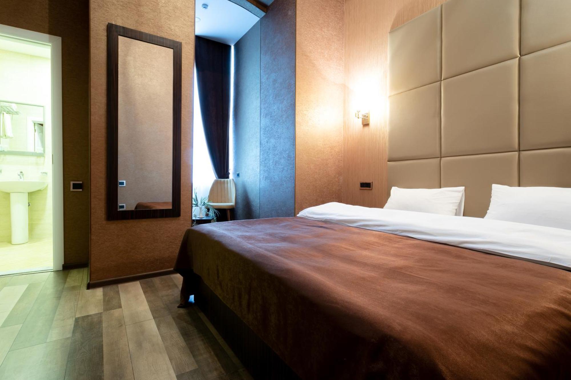 Garden Inn Nizami Hotel Baku Bagian luar foto