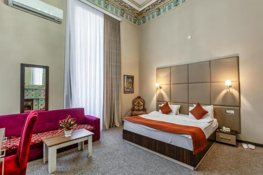Garden Inn Nizami Hotel Baku Bagian luar foto