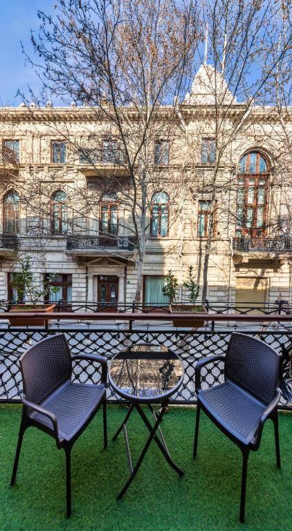 Garden Inn Nizami Hotel Baku Bagian luar foto
